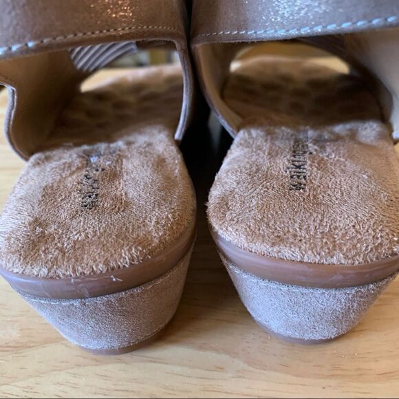 Walking Cradles Karina Slingback Sandals Cipria Metallic Suede 8.5W Not Worn - Picture 8 of 9